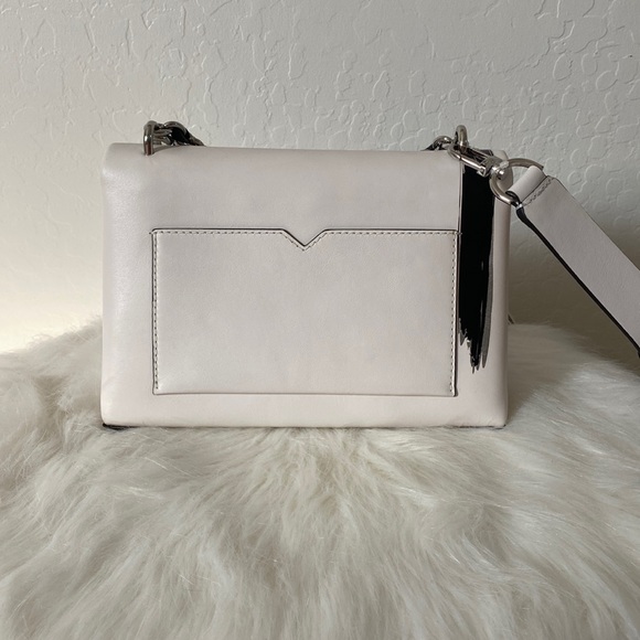 Michael Kors handbag with strap - Picture 2 of 4